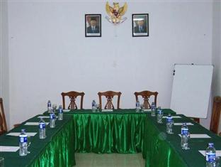 Griyadi Antariksa Malang Luaran gambar